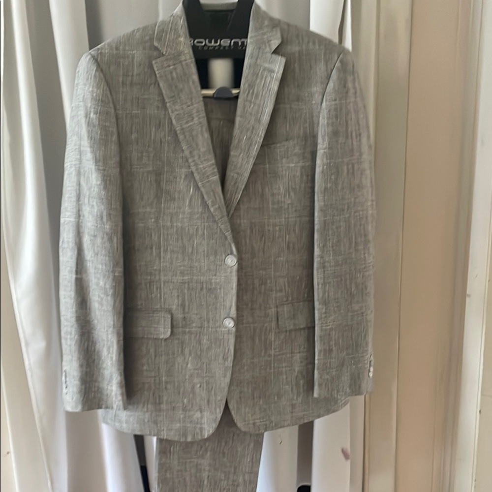 Tommy Hilfiger Gray Suit Modern Tailored Design